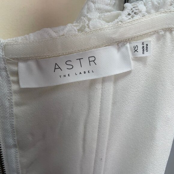 ASTR the label white lace Daniella Dress BOHO CHIC Style for summer - Picture 6 of 7